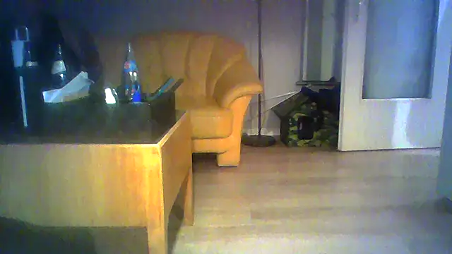 Hotwerner666 online show from April 19, 4:45 am