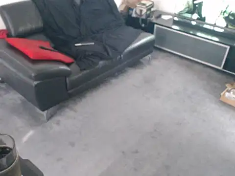 Snapshot of shhhoot73 chatting on September 29, 1:37 am shhhoot73 online show from September 29, 1:37 am