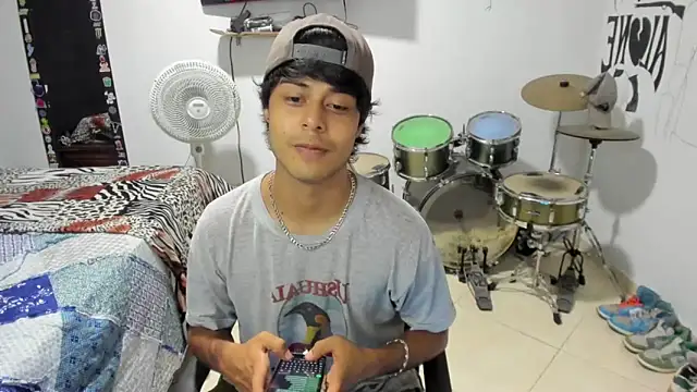 Zack falcon online show from September 25, 4:00 am