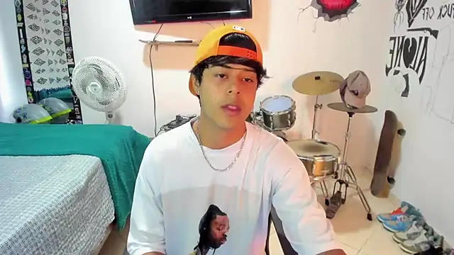 Zack falcon online show from February 26, 12:14 pm