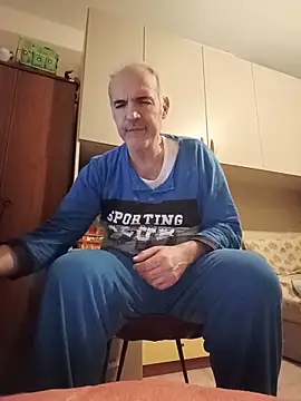 Setesesso7 online show from October 8, 6:01 pm