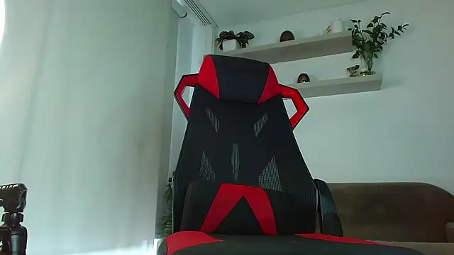 Robyn Miller online show from September 12, 1:44 pm