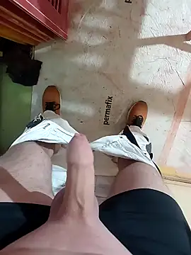 Snapshot of GeilerSchweizer chatting on January 21, 9:06 am GeilerSchweizer online show from January 21, 9:06 am