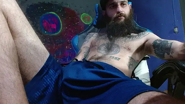 Snapshot of Tatted21xxx chatting on January 25, 10:39 pm Tatted21xxx online show from January 25, 10:39 pm