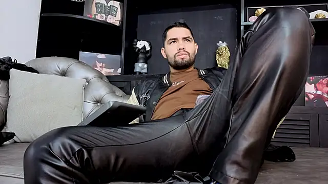 matteosantos online show from November 16, 2:08 pm