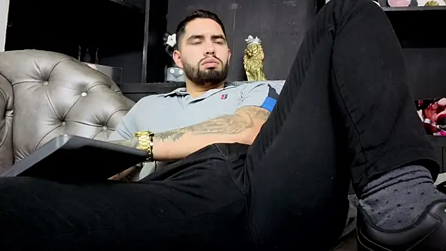 matteosantos online show from February 10, 4:44 pm