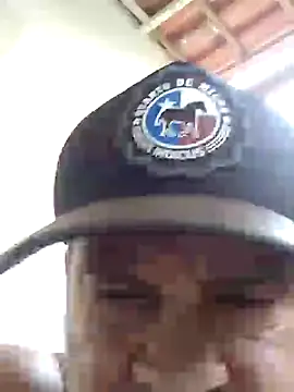 Snapshot of Peludo173317 chatting on March 17, 1:41 pm Peludo173317 online show from March 17, 1:41 pm