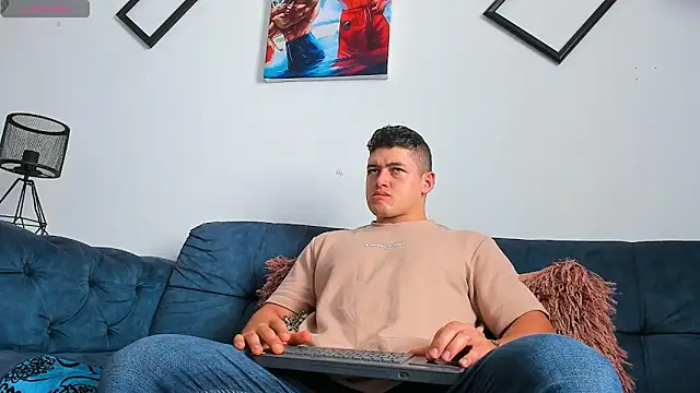 Leonsmoron online show from September 14, 3:36 pm