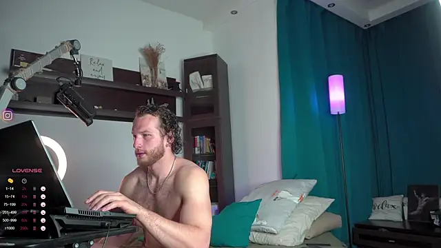 VIktorSecret online show from October 6, 5:23 am