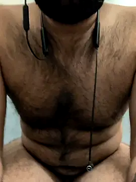 Snapshot of desicockandball chatting on October 13, 7:20 pm desicockandball online show from October 13, 7:20 pm