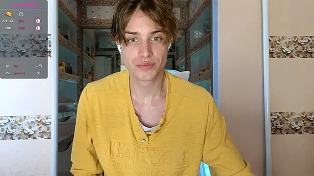 Snapshot of Cryptikov chatting on October 12, 12:43 pm Cryptikov online show from October 12, 12:43 pm