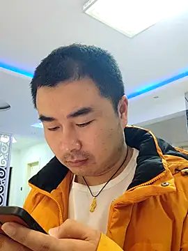 guozuo online show from December 3, 2:12 pm