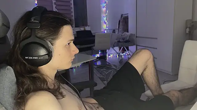 CandyChell online show from February 6, 6:27 pm