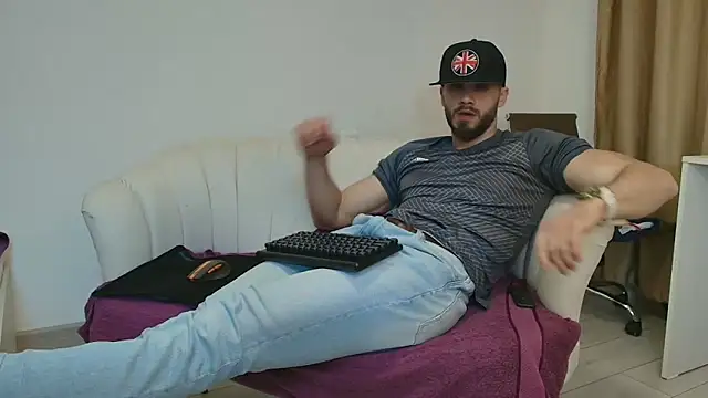 TheTopAlex online show from April 16, 3:50 am