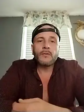 ShaneJames11 online show from April 23, 10:56 pm