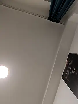 Hadrian2 online show from March 31, 8:10 pm