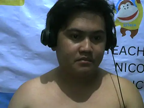 Snapshot of Yummy_Tommy21 chatting on September 29, 7:10 pm Yummy Tommy21 online show from September 29, 7:10 pm