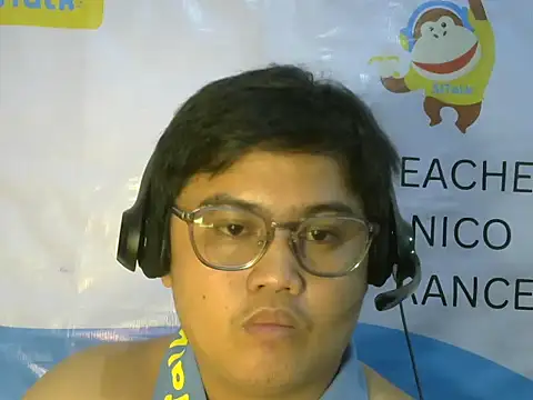 Snapshot of Yummy_Tommy21 chatting on September 20, 5:24 pm Yummy Tommy21 online show from September 20, 5:24 pm