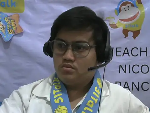 Snapshot of Yummy_Tommy21 chatting on October 13, 5:19 pm Yummy Tommy21 online show from October 13, 5:19 pm