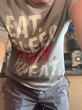 bigbrown- online show from March 9, 4:22 pm