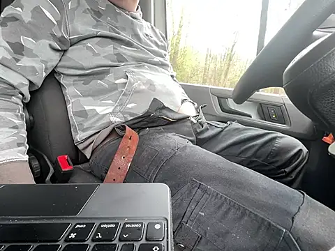 Lovetobenaked4u online show from March 31, 11:45 am