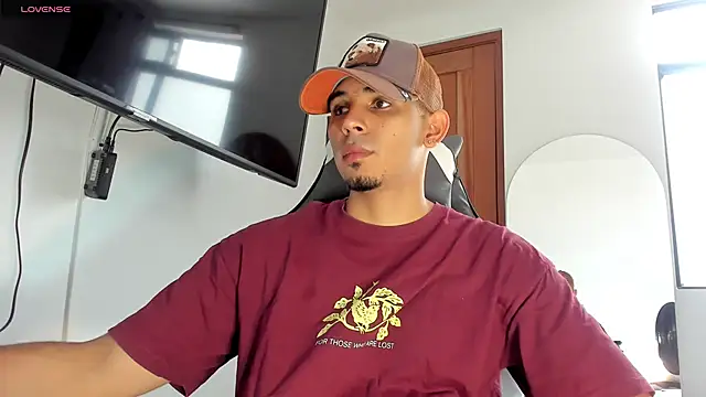 Snapshot of joss_111 chatting on September 13, 3:57 pm joss 111 online show from September 13, 3:57 pm