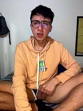 CamiRojas boy online show from July 7, 3:39 am