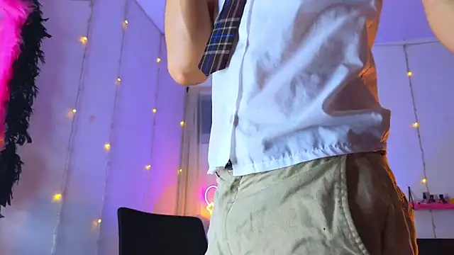 Ariel Femboy  online show from November 2, 1:43 am