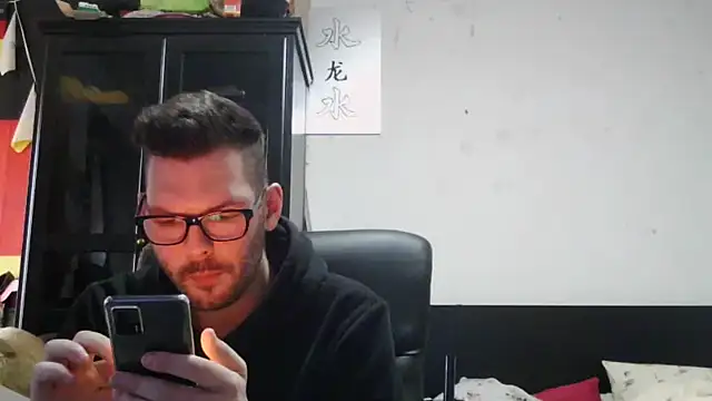 Die-geile-Sau online show from April 10, 2:02 pm