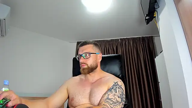Findom guy online show from July 11, 7:05 pm