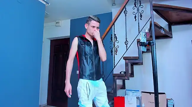 andboyfor6 online show from February 15, 8:56 pm