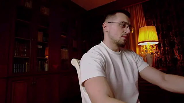 Friend12321 online show from January 15, 10:12 pm