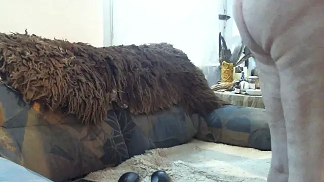 Snapshot of SexySantaC chatting on December 8, 7:43 pm SexySantaC online show from December 8, 7:43 pm