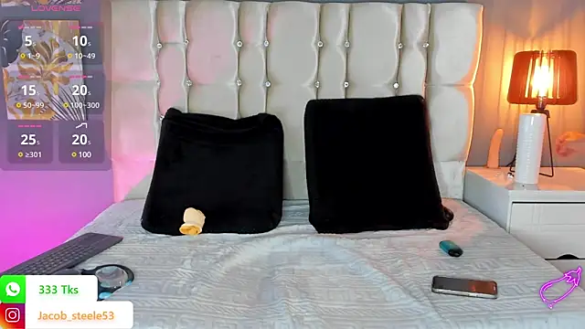 Snapshot of Jacob_Steele53 chatting on December 4, 9:35 pm Jacob Steele53 online show from December 4, 9:35 pm