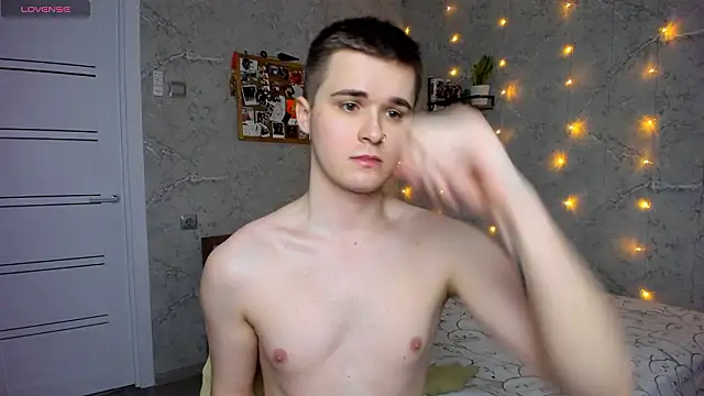 Mark Bearcub online show from February 15, 4:59 pm
