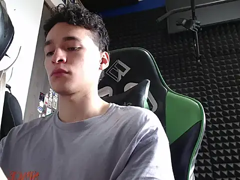 Curly Angel24 online show from February 19, 2:57 pm