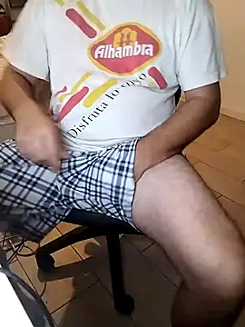 Snapshot of MiguelBISEX chatting on September 10, 10:08 pm MiguelBISEX online show from September 10, 10:08 pm
