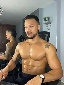 Snapshot of ARON_TAYLER01 chatting on March 21, 12:39 pm ARON TAYLER01 online show from March 21, 12:39 pm