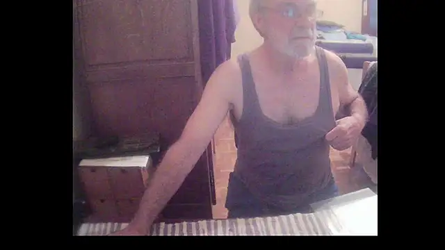 terrybare online show from November 24, 3:57 pm