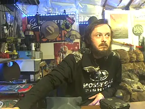 CloudDadddyyy420 online show from October 17, 2:15 am