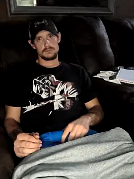 Midwestalpha online show from October 27, 6:21 pm