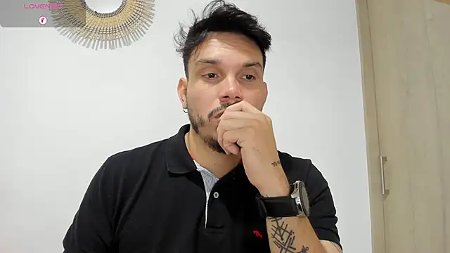 alejandro stark online show from January 3, 9:04 am