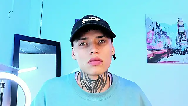 Snapshot of _justinmoon2 chatting on December 9, 2:56 am  justinmoon2 online show from December 9, 2:56 am