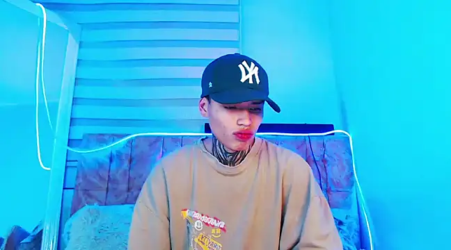 Snapshot of _justinmoon2 chatting on March 19, 4:25 am  justinmoon2 online show from March 19, 4:25 am