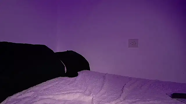 mrj99219 online show from March 17, 7:00 am