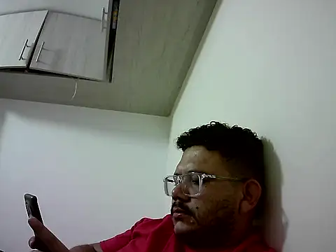Phillipsglass online show from October 21, 12:03 am