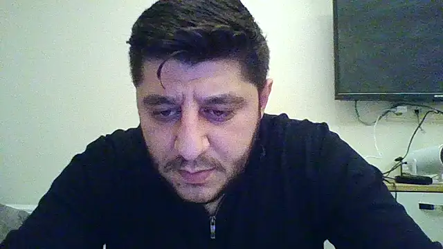 erkekkkadam online show from February 13, 3:17 pm