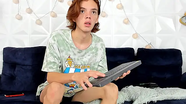 daniel hot03 online show from February 8, 1:33 pm