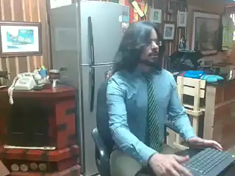 Dr Pocholate84 online show from January 24, 6:25 pm