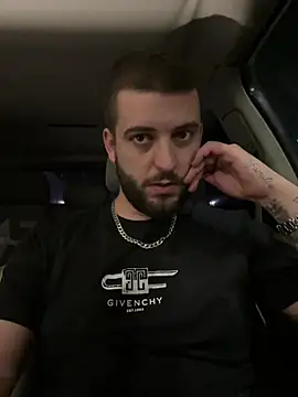 ElChapoGuzman95 online show from January 16, 5:23 pm